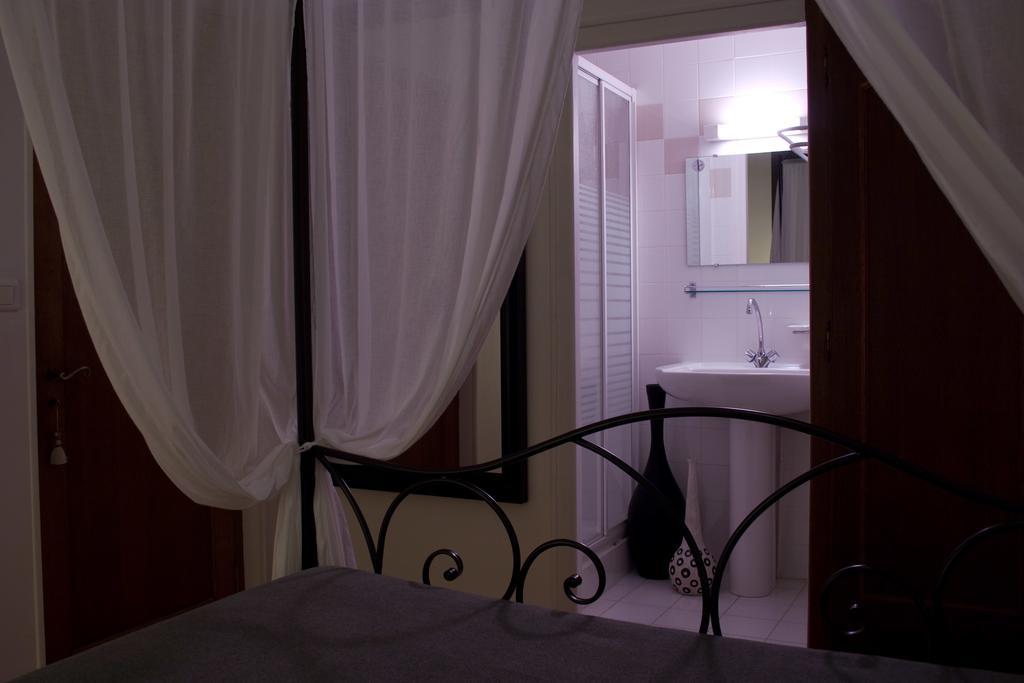 Chambres D'Hotes Domaine De La Brette Moncrabeau Kamer foto